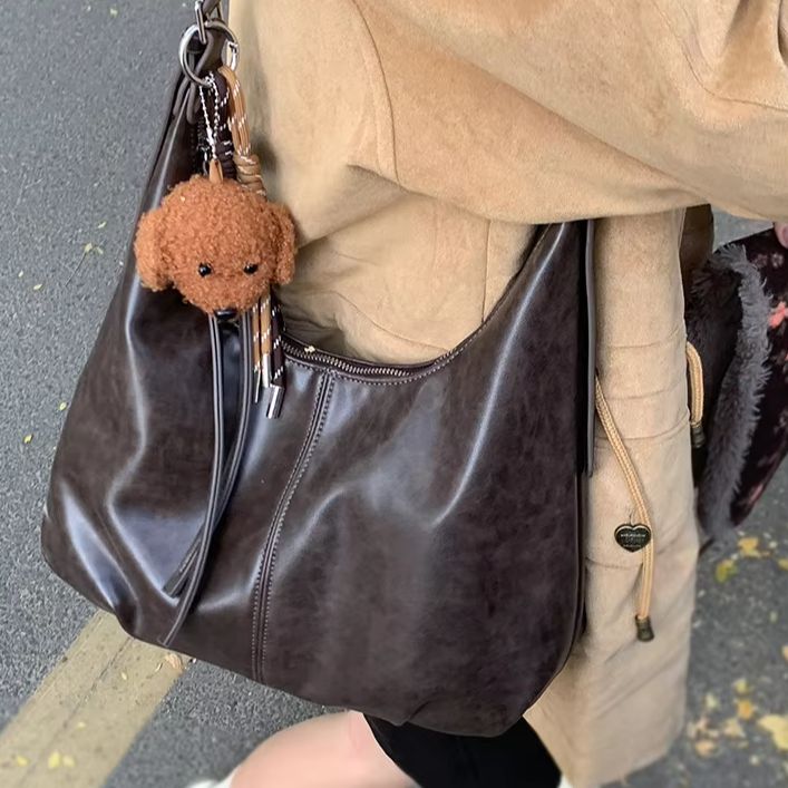 Vintage Women Fashion - Vintage Large-Capacity Underarm Bag for Women:
