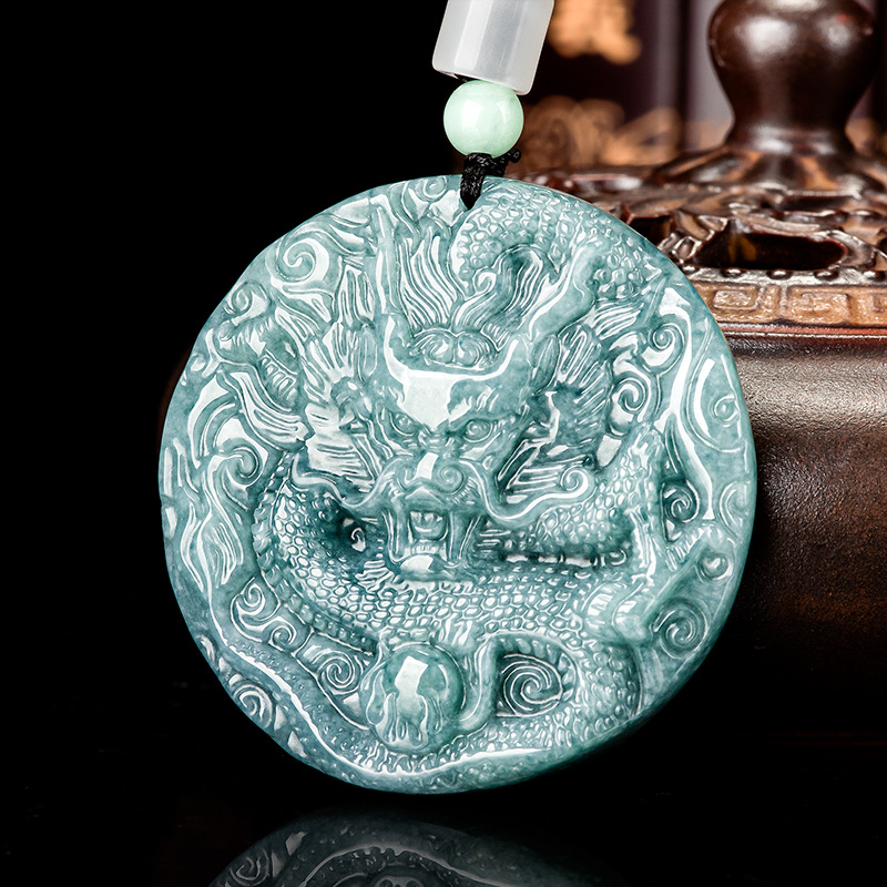 Burmese Jadeite Dragon Pendant - Vintage Women Fashion recension och pris