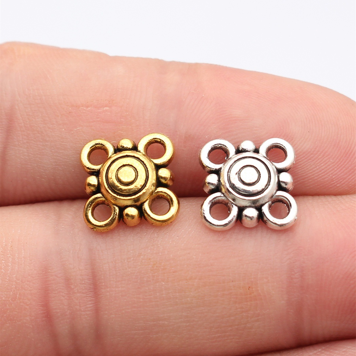 WYSIWYG 20pcs 15x15mm Antique  - Vintage Fashion Tumblr recension och pris