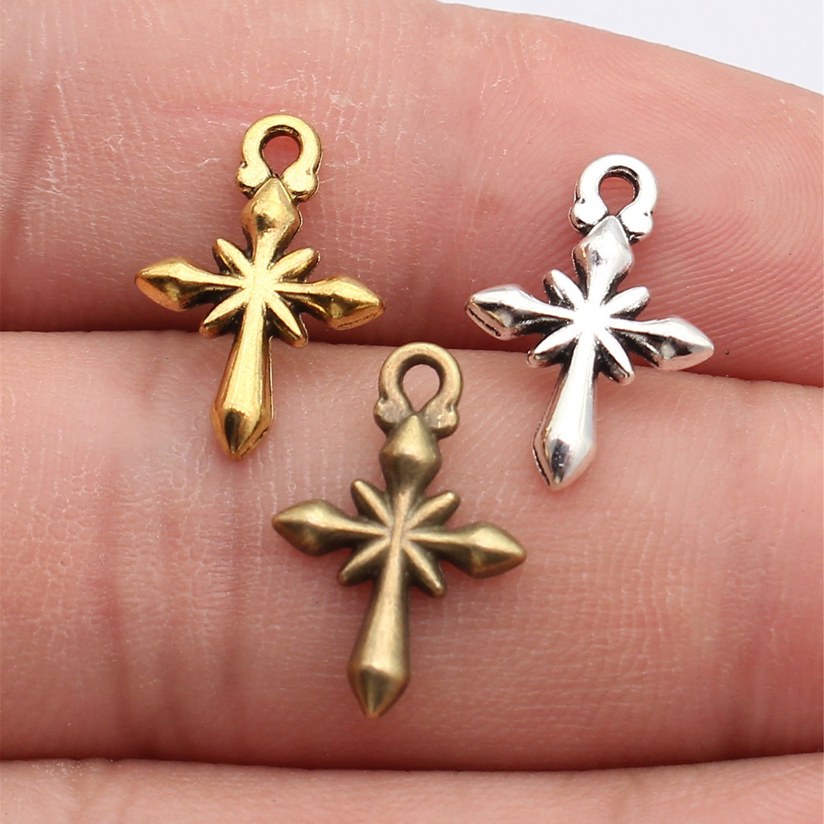 WYSIWYG 40pcs 18x12mm 3 Colors - Vintage Fashion Tumblr recension och pris