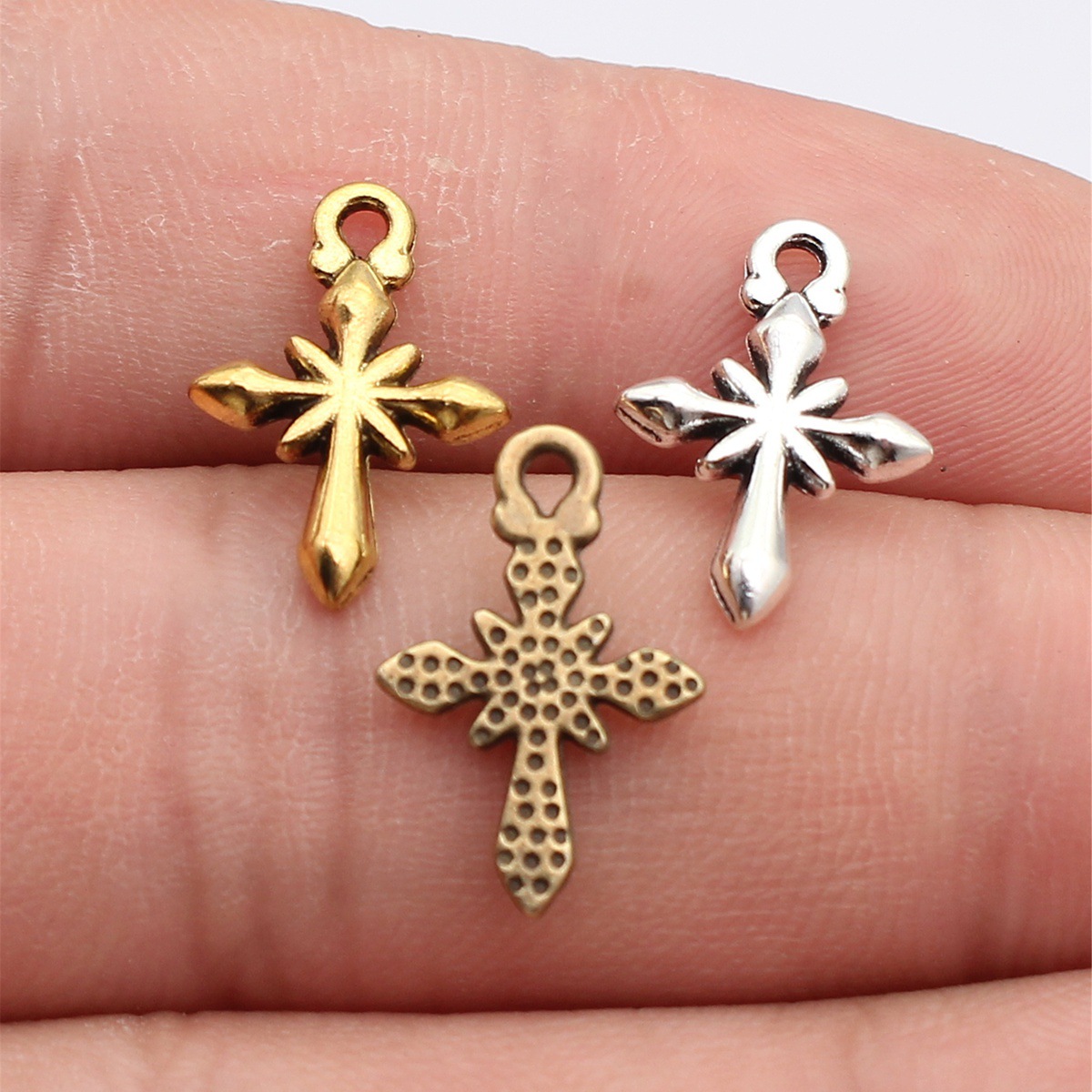 WYSIWYG 40pcs 18x12mm 3 Colors - Vintage Fashion Tumblr recension och pris